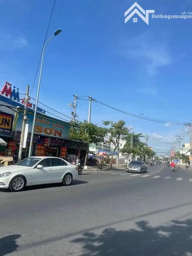 Bán nhà  Mặt tiền Đường Kha Vạn Cân, Phường Linh Đông, Quận Thủ Đức, Tp Hồ Chí Minh