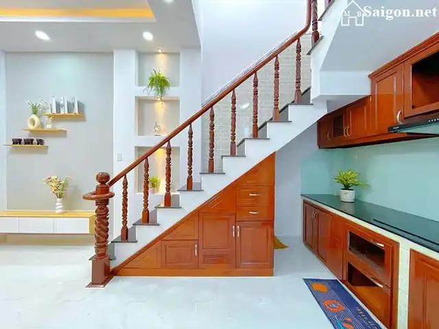 Bán nhà  3 tầng, nở hậu, Đường Phạm Văn Đồng, Phường 12, Quận Gò Vấp, Tp Hồ Chí Minh