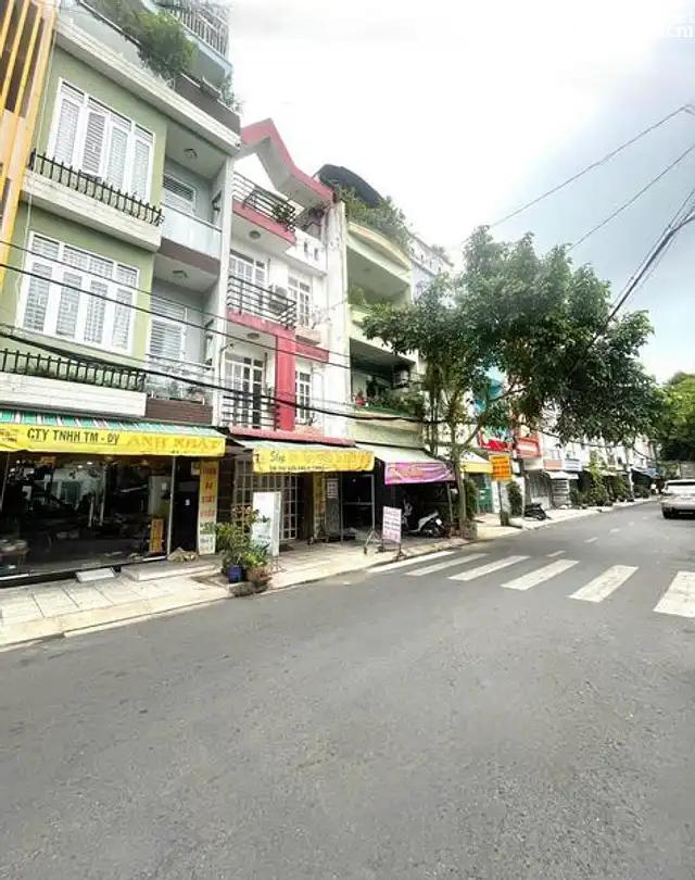 Bán nhà mặt tiền kinh doanh, 55m2, Đường Nguyễn Đình Chiểu, Phường 2, Quận 3, Tp Hồ Chí Minh