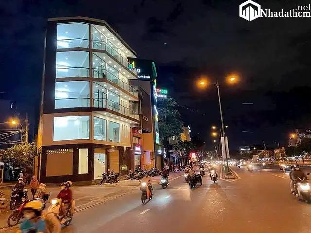 Nhà mặt tiền đôi ,kinh doanh sầm uất, 2 tầng, 4pn, Đường Lê Quang Định, Phường 1, Quận Gò Vấp, Tp Hồ Chí Minh