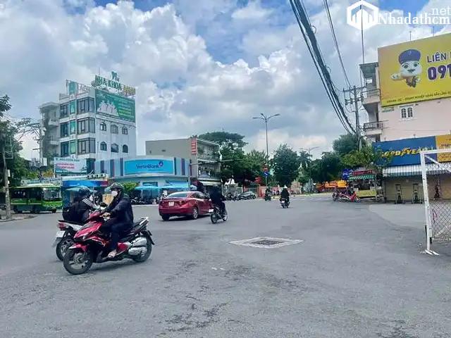 Bán gấp nhà 142m2, giá 5.5 tỷ, Quận 9