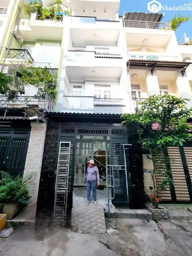 Nhà 2 lầu, hẻm 5m, trung tâm quận Bình Tân, giá 5 tỷ