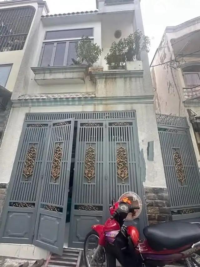 Bán gấp nhà 40m2, 3pn, 2wc, 2.9 tỷ, Quận 12