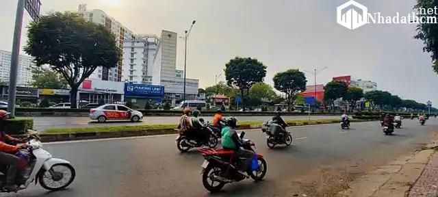 Nhà mặt tiền rộng, 4 tầng, 106m2, giá 9 tỷ, Quận 12