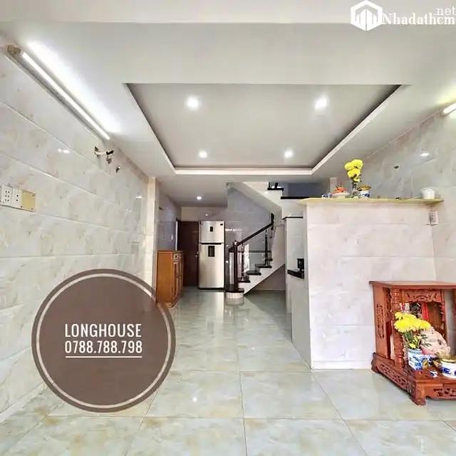 Nhà mới 3 lầu, 3pn, 5wc, tại Bình Thạnh, giá 18 triệu