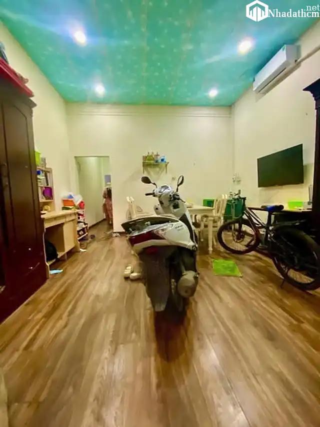 Nhà cấp 4, 55m2, giá 3.7 tỷ, đường số 14, Quận 9
