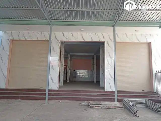 Nhà mặt tiền đường Võ Vân Văn, 4wc, giá 25 triệu
