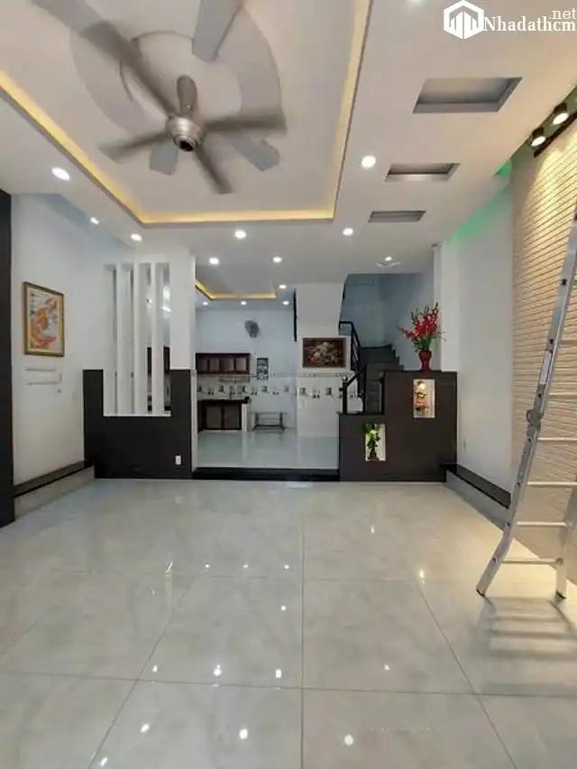Nhà 2 lầu, 3pn, 2wc, giá 9 triệu, đường Tx21, q12 