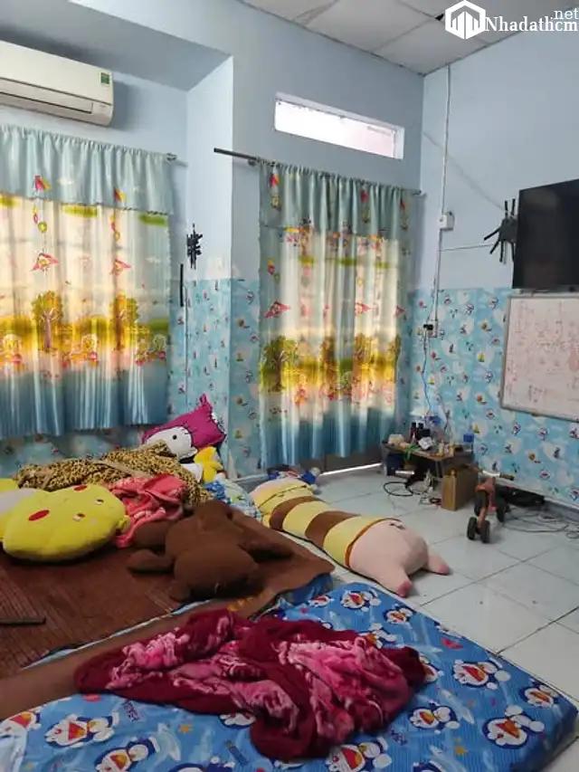 Cho thuê nhà dài lâu, hẻm 5m, giá 7.5 triệu, Bình Tân