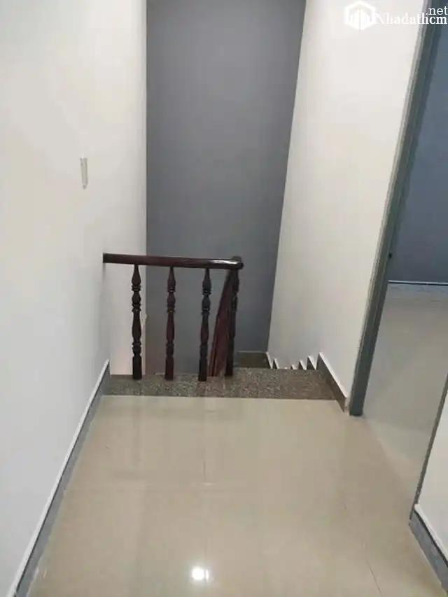 nhà Dt 4x9m. Trệt 1lầu 2pn 2wc , giá 1.65 tỷ