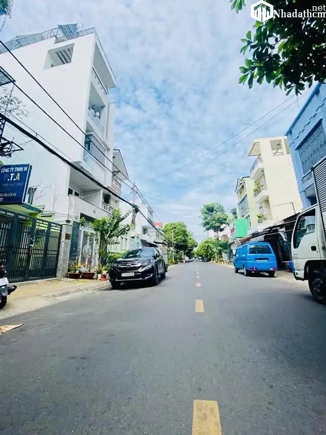 BÁN NHÀ MẶT TIỀN NGANG HIẾM 8M - VỊ TRÍ ĐẮC ĐỊA