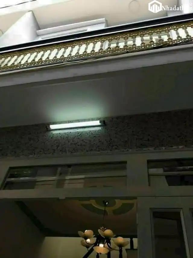 Nhà dt 3.5*4, 1 lầu, Hẻm trước nhà 2m, đường HT12