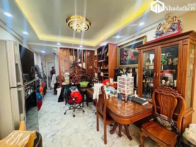Bán nhà 4 tầng, hẻm xe hơi, trung tâm Quận 5