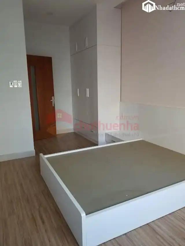 Cho thuê nhà hẻm ô tô, giá 5 triệu tại Phú Nhuận