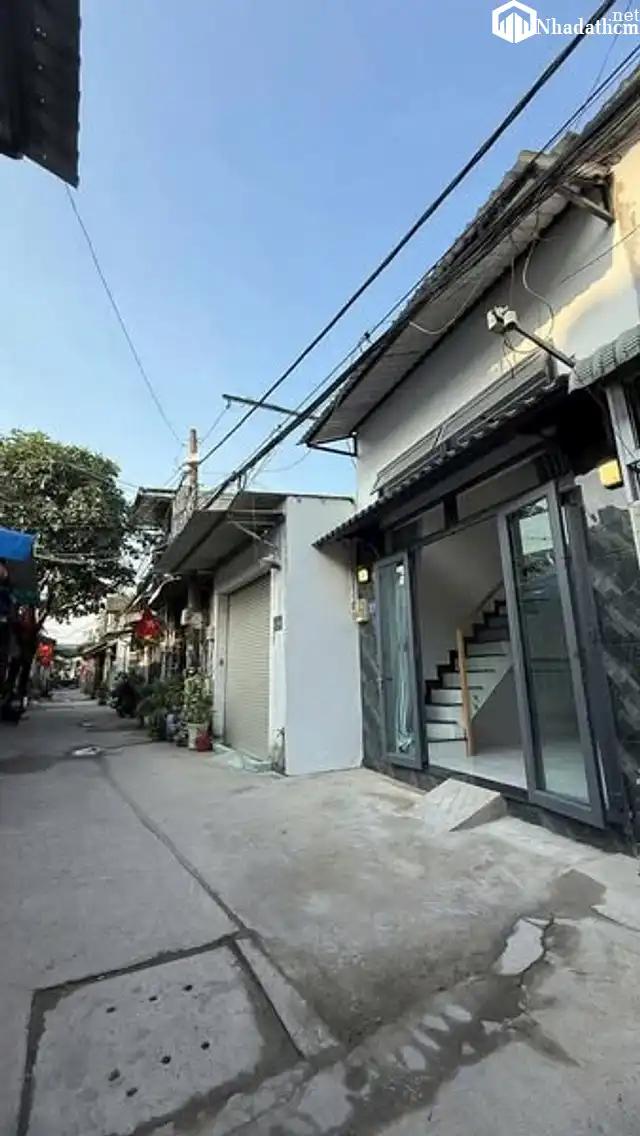 Bán nhà riêng hẻm ô tô, trung tâm Quận 12
