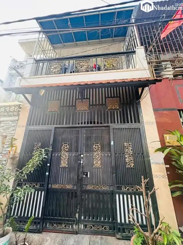 Bán gấp nhà hẻm 5m, giá 3 tỷ, Liên Khu 5-6, Bình Tân