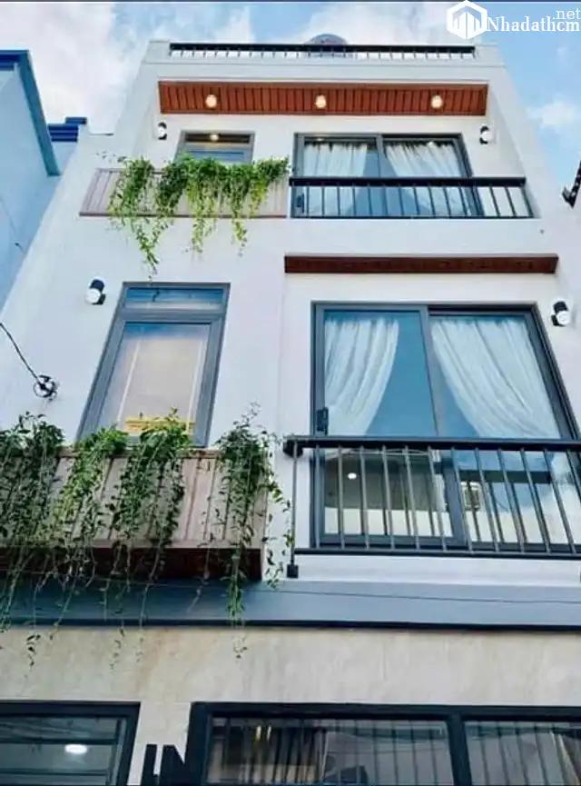 Bán nhà mới 3 tầng, trung tâm Quận Gò Vấp, giá 4 tỷ