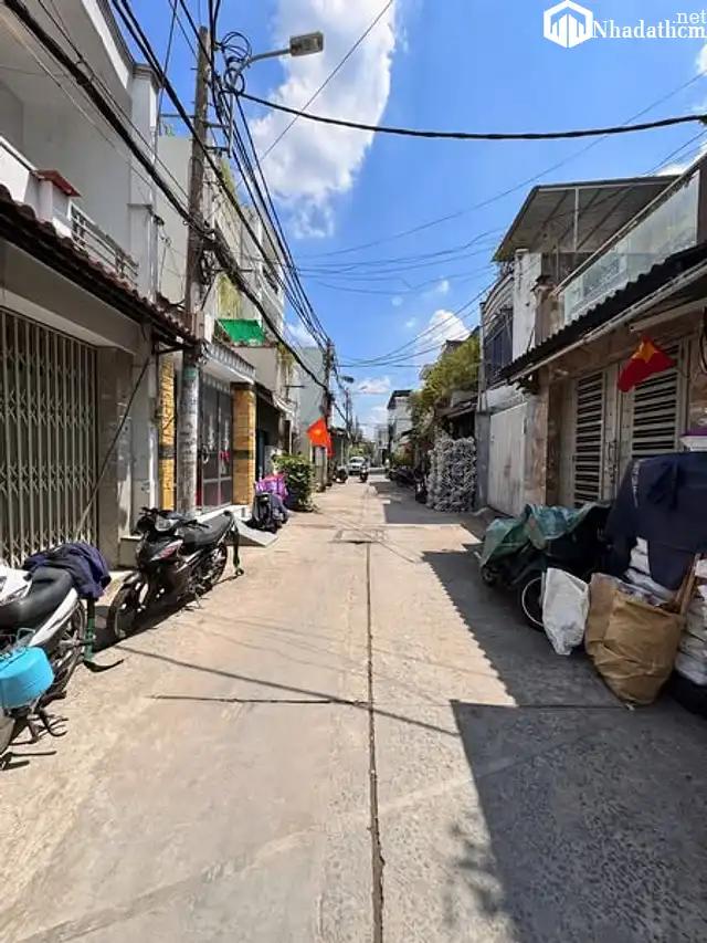 Nhà hẻm xe hơi tại Bình Tân, 48m2, giá dưới 5 tỷ