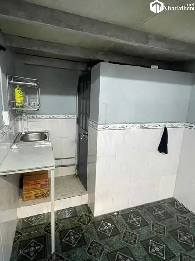 Phòng trọ có gác, giá 2 triệu, 1pn, 1wc, Quận 12