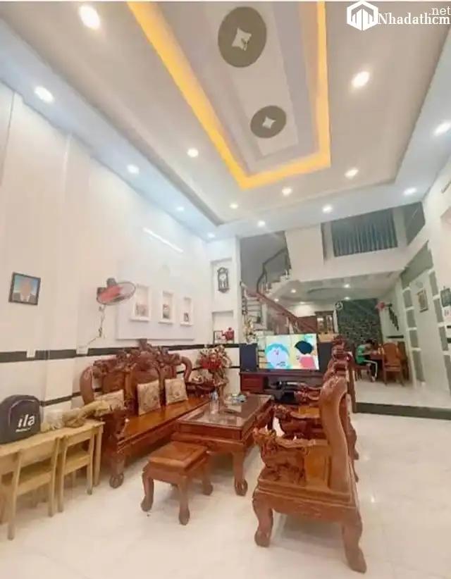 Nhà 3 lầu 6pn, 6wc, 100m2, hơn 7 tỷ, hẻm 4m, Tân Phú