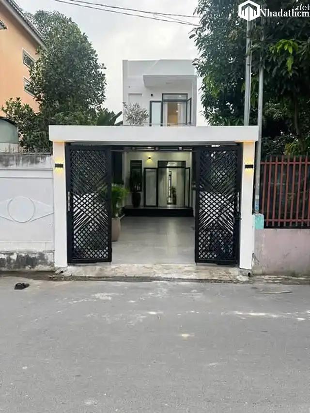 Nhà gần chợ Phú Mỹ, mặt tiền đường, 3pn, giá 4.2 tỷ