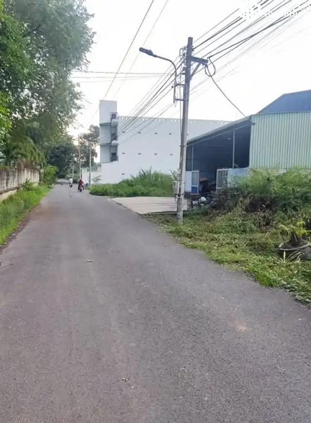 Diện tích 160m2, giá 5 tỷ, phù hợp xây trọ, kho xưởng