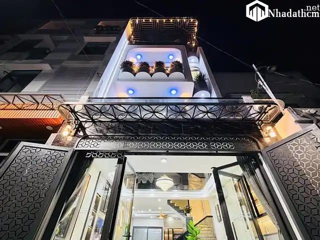  LÊN SÓNG SIÊU PHẨM GẦN ST EMART 2 PHAN HUY ÍCH