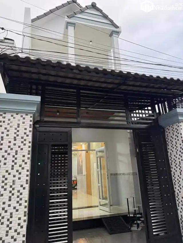 Bán căn nhà sổ Hồng riêng - xã thới Tam thôn hóc môn