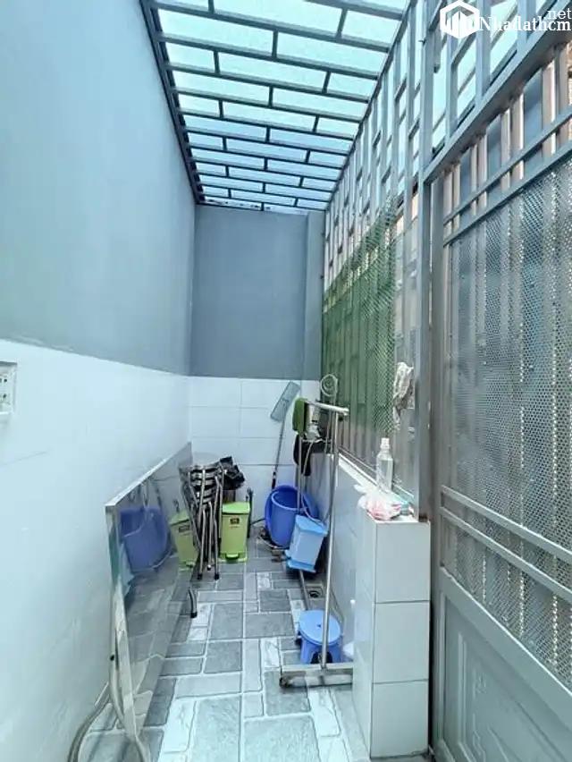 Mặt tiền Song Hành, gần Nguyễn Văn Quá – Trường Chinh