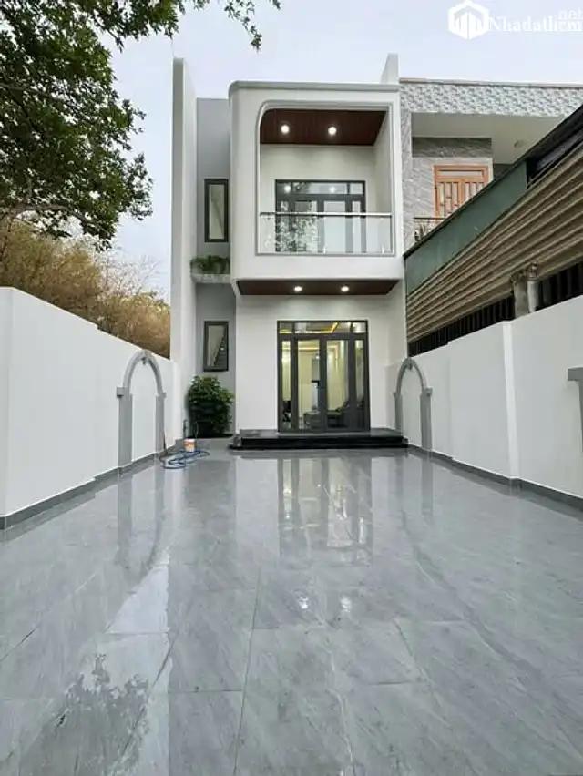 Nhà mặt tiền hẻm 293 phường Phú Hòa, TDM