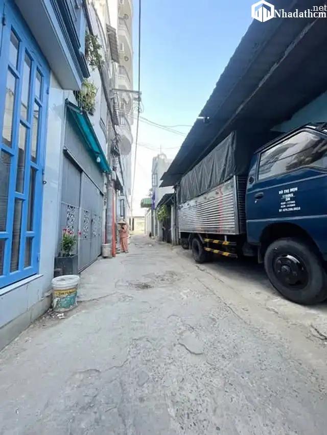 Bán gấp nhà Hẻm xe hơi, Tân Thới Hiệp 21, Quận 12