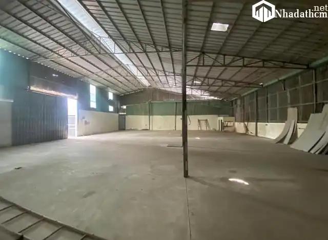 Cho thuê kho xưởng 435m2 Thạnh Lộc Quận 12