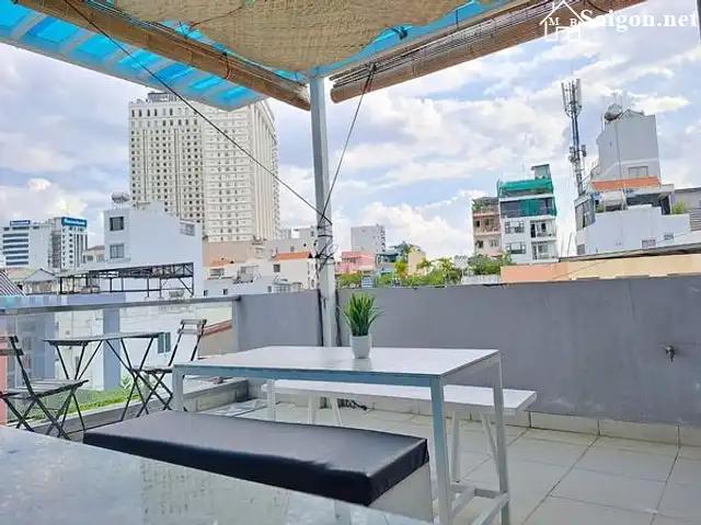 Cho thuê căn hộ ban công rộng rãi, Đường Hai Bà Trưng, Phường 12, Quận 3, Tp Hồ Chí Minh