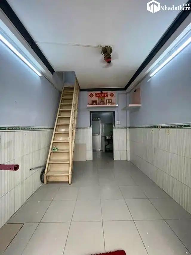 Cho thuê nhà nhỏ nhỏ hẻm 242, Đường Bà Hom, Phường 12, Quận 6, Tp Hồ Chí Minh