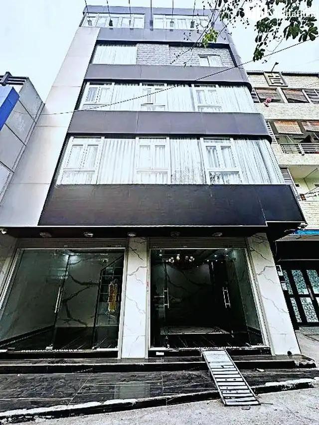 Cho thuê nhà nguyên căn, Đường Sư Vạn Hạnh, Phường 12, Quận 10, Tp Hồ Chí Minh