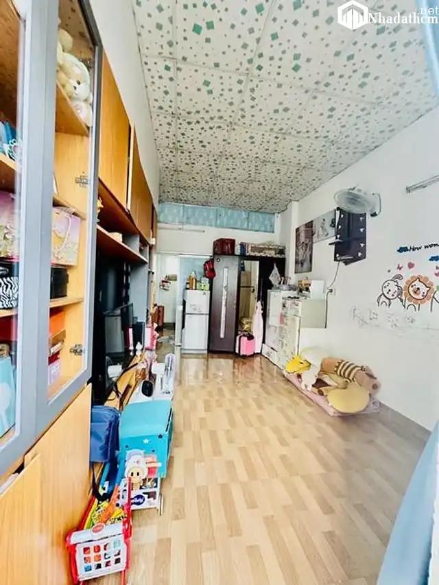 Bán nhà 30m2, 1 lầu, hẻm ô tô, Đường Nguyễn Văn Quá, Phường Đông Hưng Thuận, Quận 12, Tp Hồ Chí Minh
