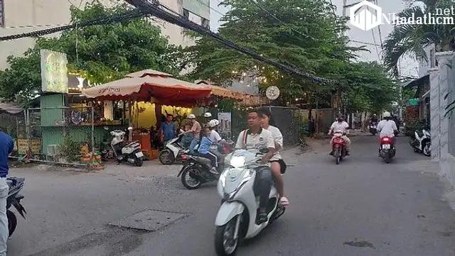 Nhà ngộp bank, hẻm xe hơi, Đường Phạm Văn Đồng, Phường Linh Đông, Quận Thủ Đức, Tp Hồ Chí Minh