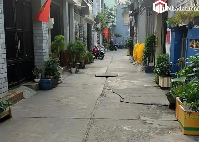 Bán nhà 2 tầng, 3pn, gần ngã 4 bãy hiền, Đường Lạc Long Quân, Phường 1, Quận Tân Bình, Tp Hồ Chí Minh