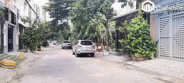 Bán gấp Biệt Thự mặt tiền bên sông 4 tầng 8x15m2, giá 13 tỷ, Hiệp Bình Chánh, Thủ Đức