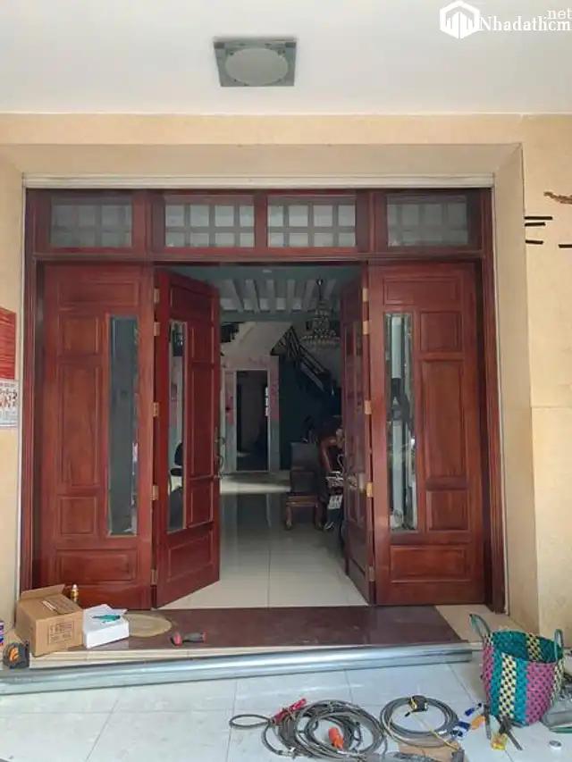 Nhà mặt tiền kinh doanh, giá 30 triệu/1 tháng , Bình Tân