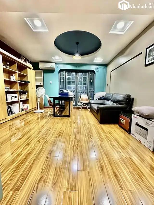 Biệt thự 4 tầng, hẻm 8m, 120m2, 6pn, 5wc, giá 20.8 tỷ, Bình Thạnh