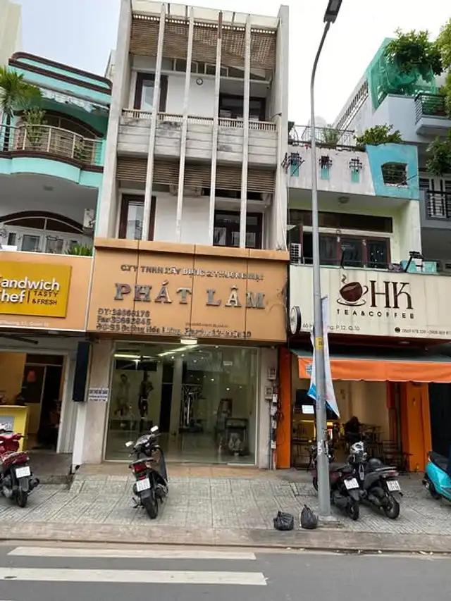 Cho thuê nhà mặt tiền tại 63 đường Hòa Hưng, quận 10, giá 18 triệu