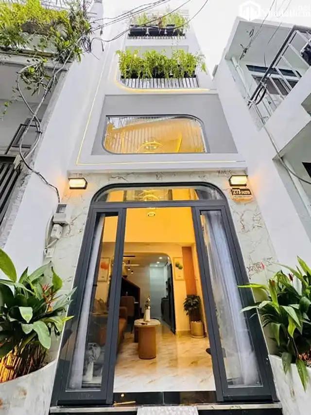 Chính chủ bán gấp nhà 2 lầu, 3pn, 4wc, gần chợ Bình Thạnh, giá 5 tỷ