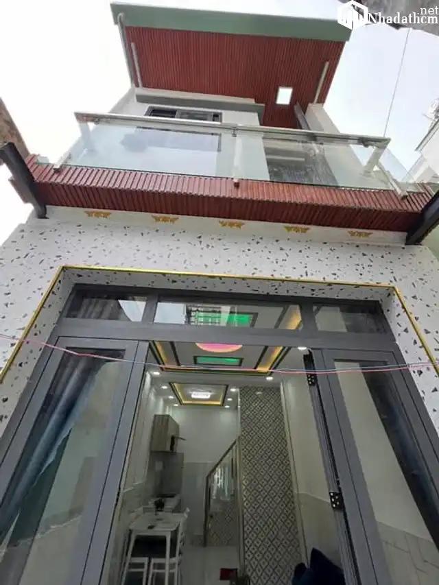 Nhà hẻm 3.5m gần mặt tiền, 34m2, 1 lầu, 2pn, 2wc, giá 3.5 tỷ, Bình Tân