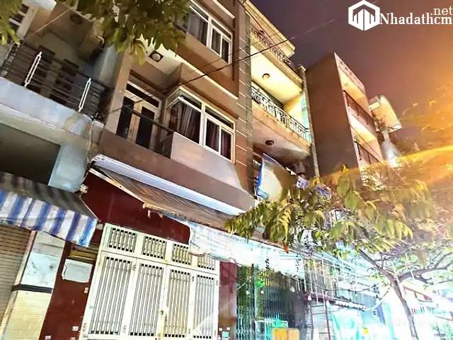 Cho thuê mặt tiền vị trí kinh donh tốt, tại Quận 12, giá 13  triệu, 3 lầu, 5pn, 4wc