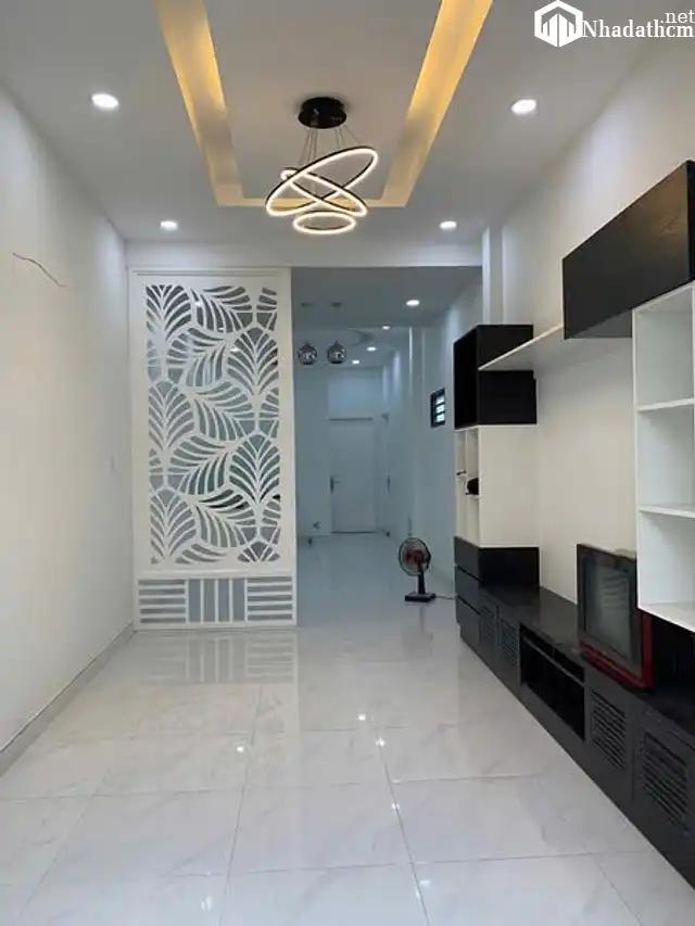 Cho thuê nhà hẻm xe hơi Phan Văn Hớn,Quận 12, giá 7.5 triệu