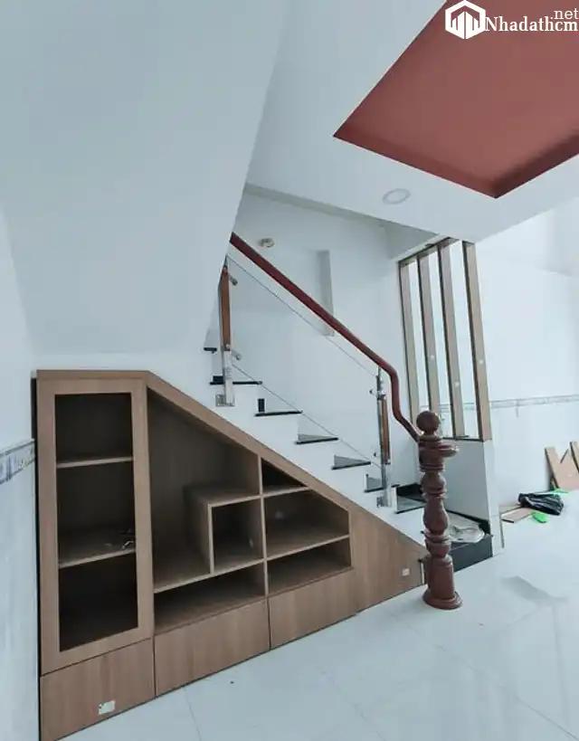 Nhà 2 tầng 3pn, 2wc, hẻm xe hơi, đường 48, Thủ Đức, giá 4.3 tỷ