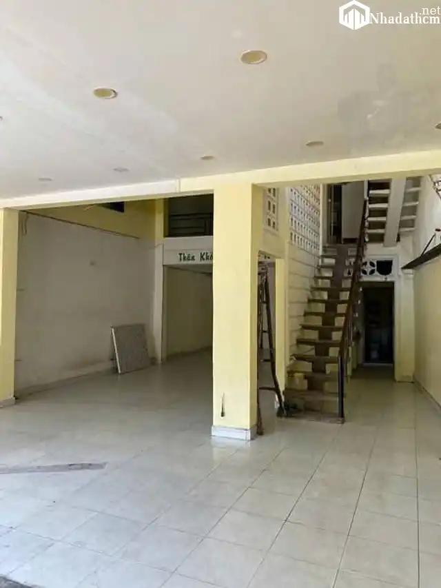 Nhà Gần chợ, trường học, bách hóa xanh, dân cư đông đúc, Gò Vấp