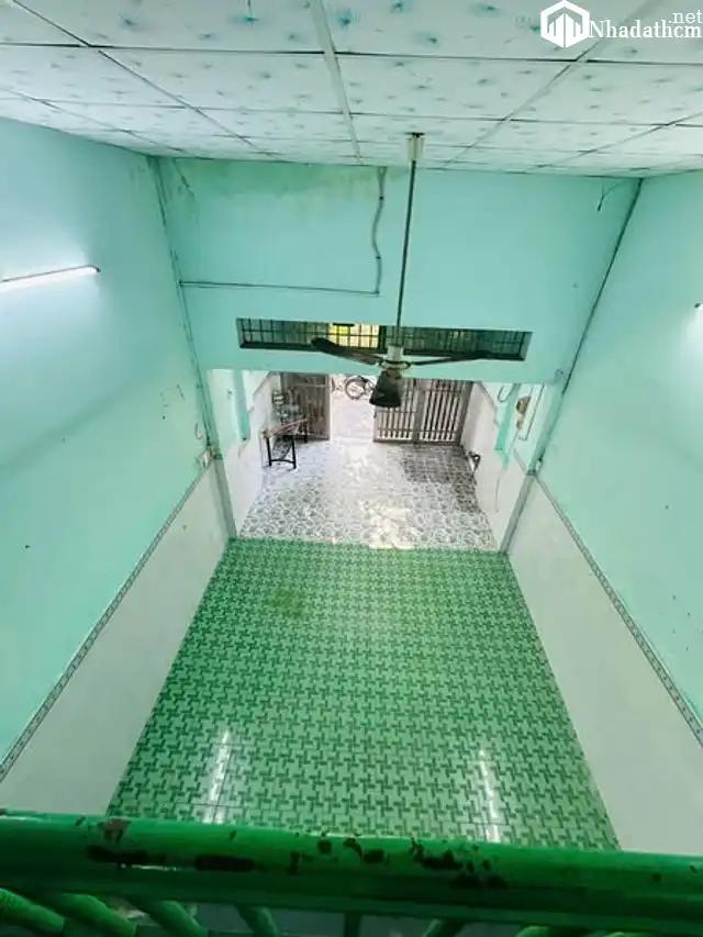 Nhà 1 lầu, 3pn, 2wc, hẻm 5m, đường Hà Huy Giáp, giá 5 triệu