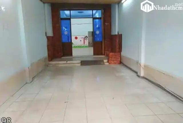 Nhà mặt tiền kinh doanh, 6pn, 7wc, giá 18 triệu, Bình Tân